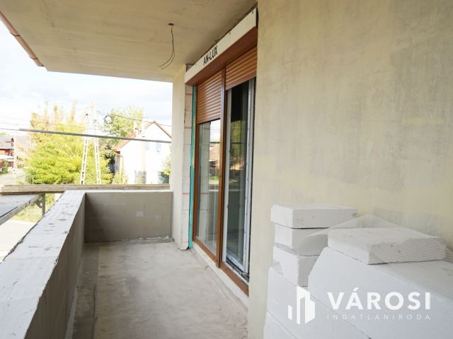 Gyálon eladó új építésű 4 hálós ikerfél csendes utcában