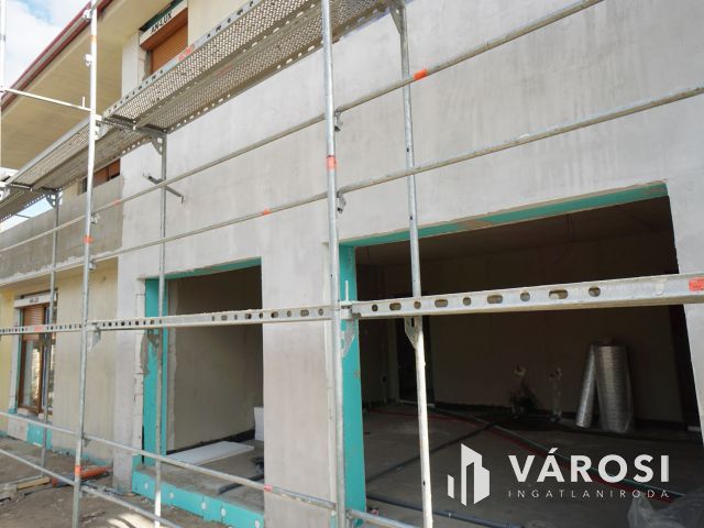 Gyál csendes utcájában 4 hálós új építésű ikerfél eladó