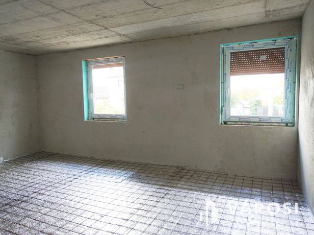 Gyál csendes utcájában 4 hálós új építésű ikerfél eladó